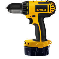 Шуруповерт аккумуляторный DeWalt DC731KB Шуруповерт аккумуляторный DeWalt DC731KB