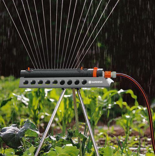 Дождеватель Gardena AQUAZOOM 250/2 01973-29.000.00 Дождеватель Gardena AQUAZOOM 250/2 01973-29.000.00