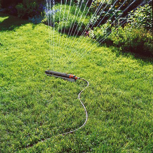 Дождеватель Gardena AQUAZOOM 350/3 01977-29.000.00 Дождеватель Gardena AQUAZOOM 350/3 01977-29.000.00