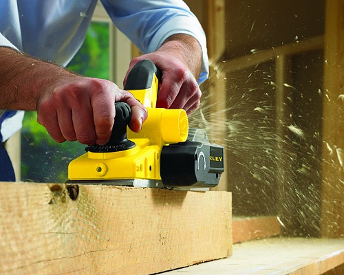 Рубанок электрический Stanley STPP 7502 - RU Рубанок электрический Stanley STPP 7502 - RU